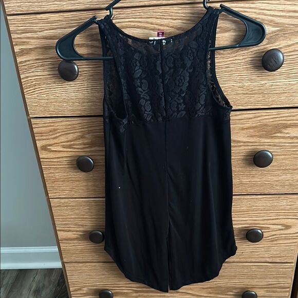 3 So juniors Sleeveless Tops - Black, Burgundy, and Navy Striped - Picture 4 of 11